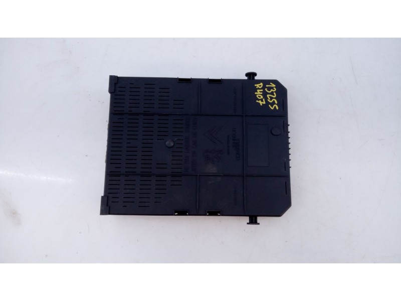 Recambio de caja reles / fusibles para peugeot 407 (6d_) 2.0 hdi (6drhrh) referencia OEM IAM 966405908002  