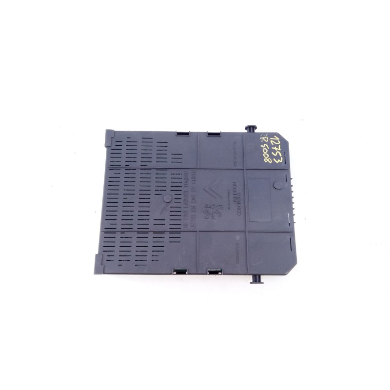 Recambio de caja reles / fusibles para peugeot 5008 referencia OEM IAM 966405908002  