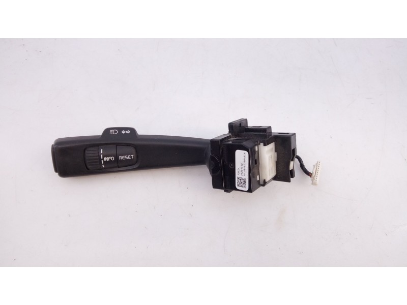 Recambio de mando intermitentes para volvo xc60 momentum drive referencia OEM IAM 31264162  