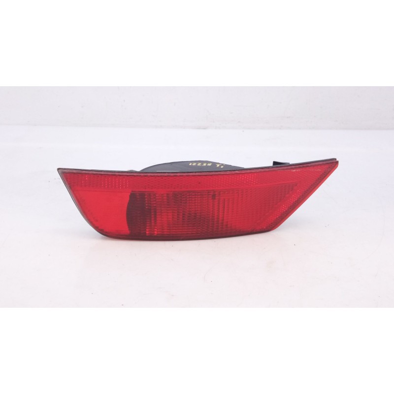 Recambio de piloto trasero izquierdo de paragolpes para ford kuga (cbs) titanium referencia OEM IAM   