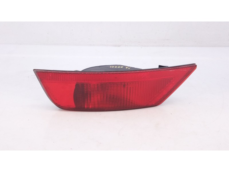 Recambio de piloto trasero izquierdo de paragolpes para ford kuga (cbs) titanium referencia OEM IAM   