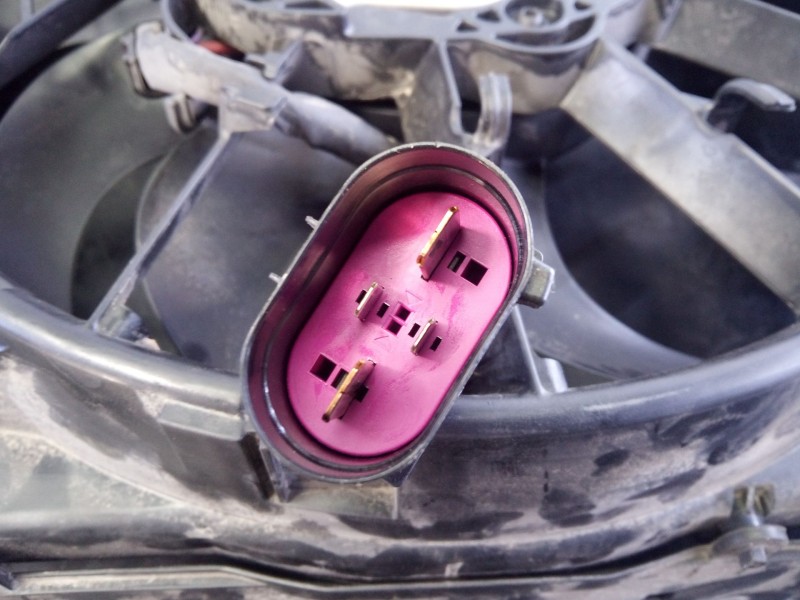 Recambio de electroventilador para hyundai ioniq hybrid referencia OEM IAM 1137328740  