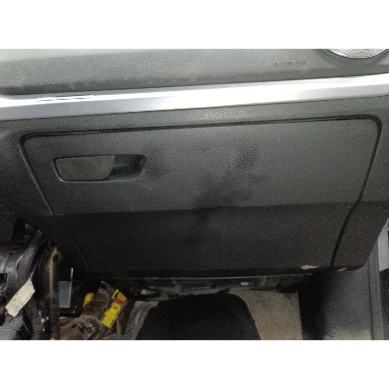 Recambio de guantera para audi q2 (gab, gag) 35 tfsi referencia OEM IAM   