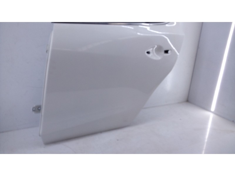 Recambio de puerta trasera izquierda para mazda 3 lim. () evolution referencia OEM IAM   