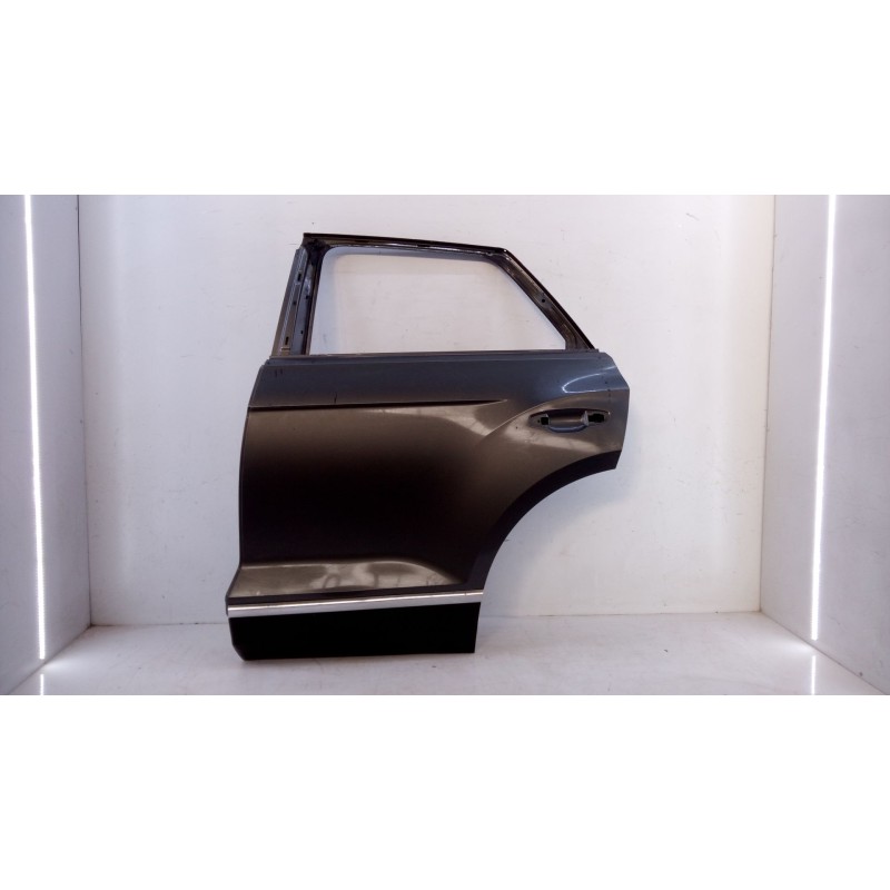 Recambio de puerta trasera izquierda para volkswagen t-roc sport referencia OEM IAM   E4-B2-4