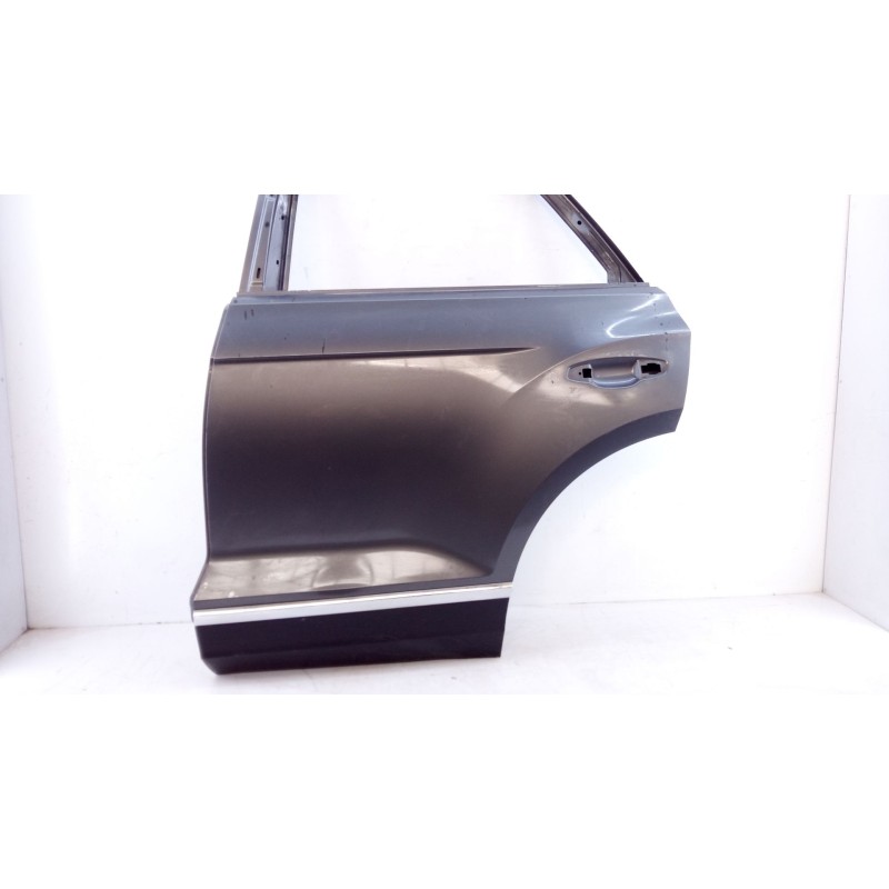 Recambio de puerta trasera izquierda para volkswagen t-roc sport referencia OEM IAM   E4-B2-4