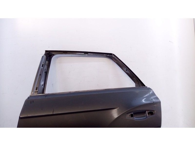 Recambio de puerta trasera izquierda para volkswagen t-roc sport referencia OEM IAM   E4-B2-4