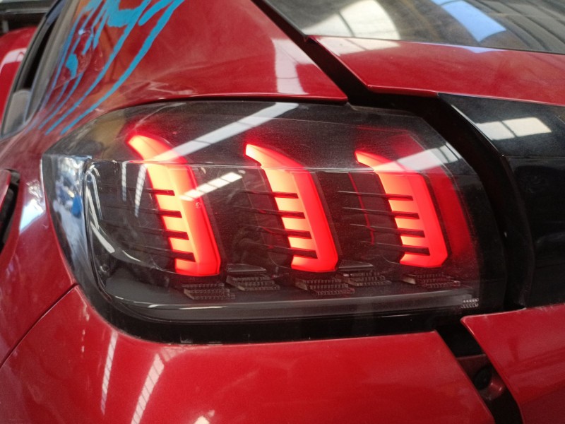 Recambio de piloto trasero izquierdo para peugeot 208 ii (ub_, up_, uw_, uj_) 1.2 puretech 100 referencia OEM IAM   