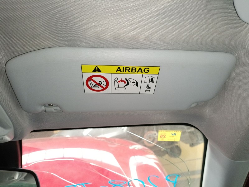 Recambio de parasol derecho para peugeot 208 ii (ub_, up_, uw_, uj_) 1.2 puretech 100 referencia OEM IAM   