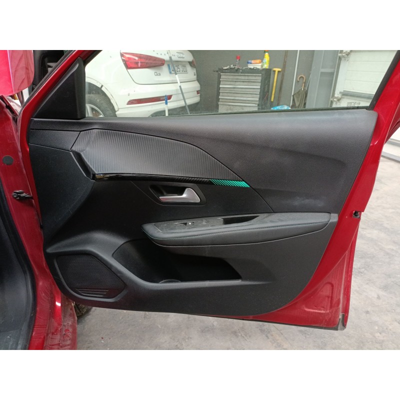 Recambio de guarnecido puerta delantera derecha para peugeot 208 ii (ub_, up_, uw_, uj_) 1.2 puretech 100 referencia OEM IAM   