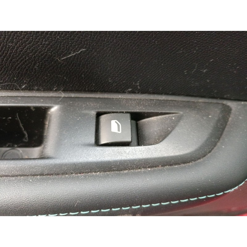 Recambio de mando elevalunas trasero izquierdo para peugeot 208 ii (ub_, up_, uw_, uj_) 1.2 puretech 100 referencia OEM IAM   