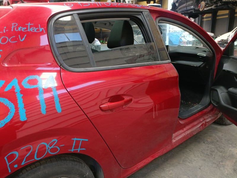 Recambio de puerta trasera derecha para peugeot 208 ii (ub_, up_, uw_, uj_) 1.2 puretech 100 referencia OEM IAM   
