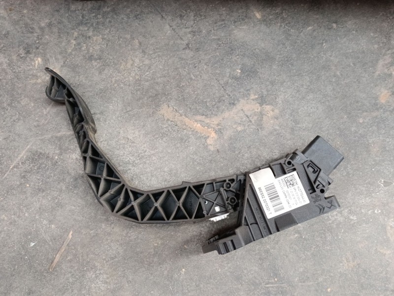 Recambio de pedal acelerador para peugeot 208 ii (ub_, up_, uw_, uj_) 1.2 puretech 100 referencia OEM IAM 9827704480 6PV01352401