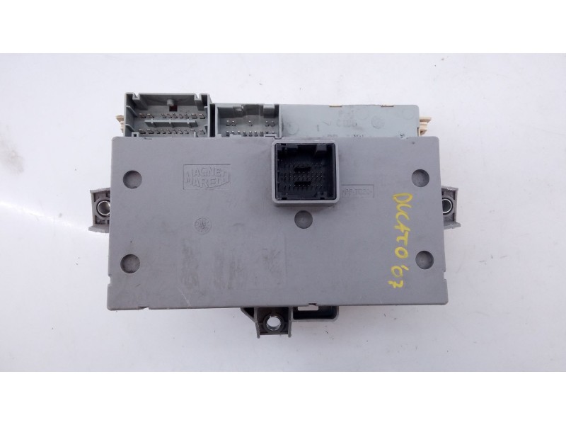 Recambio de caja reles / fusibles para fiat ducato furgoneta (250_) 120 multijet 2,3 d referencia OEM IAM PA66GB15  E3-A4-22-2