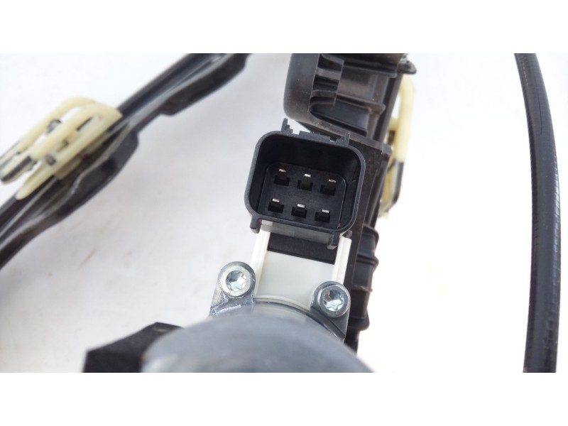 Recambio de elevalunas delantero izquierdo para land rover range rover evoque (l551) 2.0 d165 referencia OEM IAM C39790101  