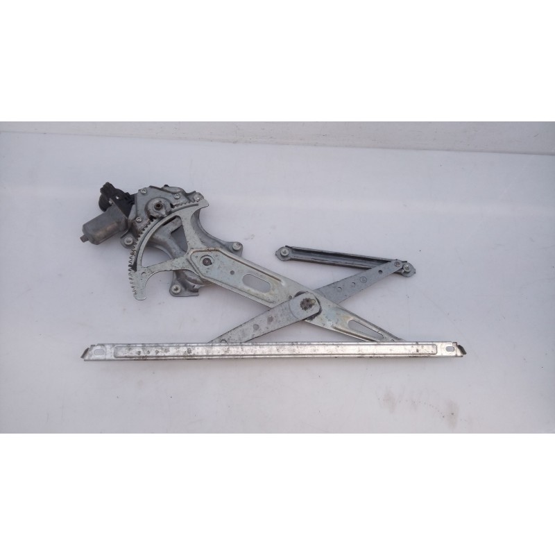 Recambio de elevalunas delantero derecho para toyota rav 4 advance referencia OEM IAM 8571035180  