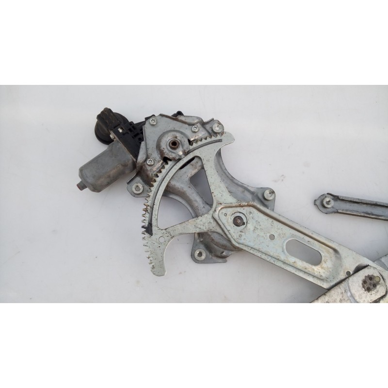 Recambio de elevalunas delantero derecho para toyota rav 4 advance referencia OEM IAM 8571035180  