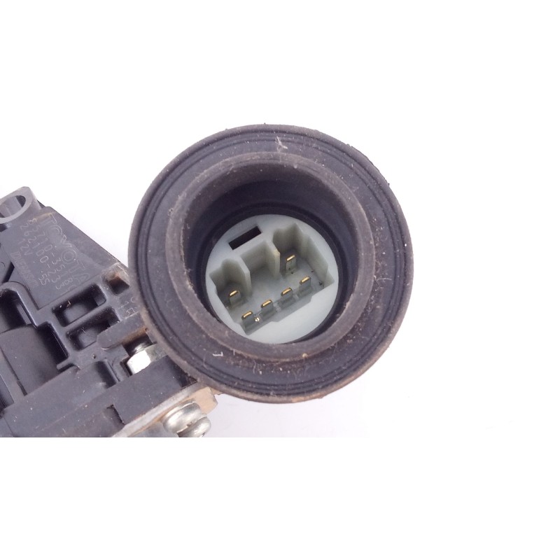 Recambio de elevalunas delantero derecho para toyota rav 4 advance referencia OEM IAM 8571035180  