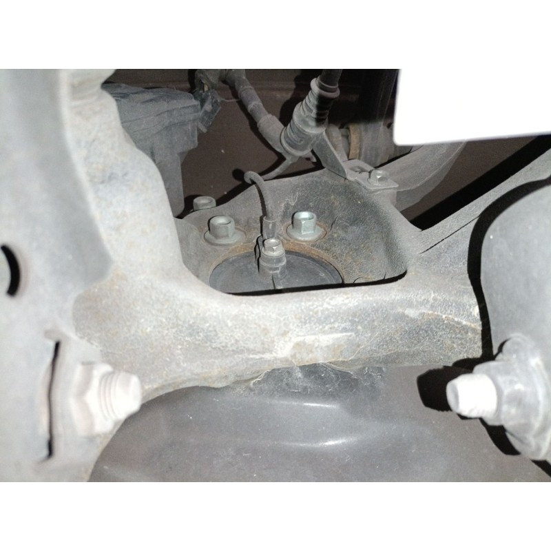 Recambio de mangueta trasera izquierda para mazda cx-5 (kf) 2.2 d referencia OEM IAM   