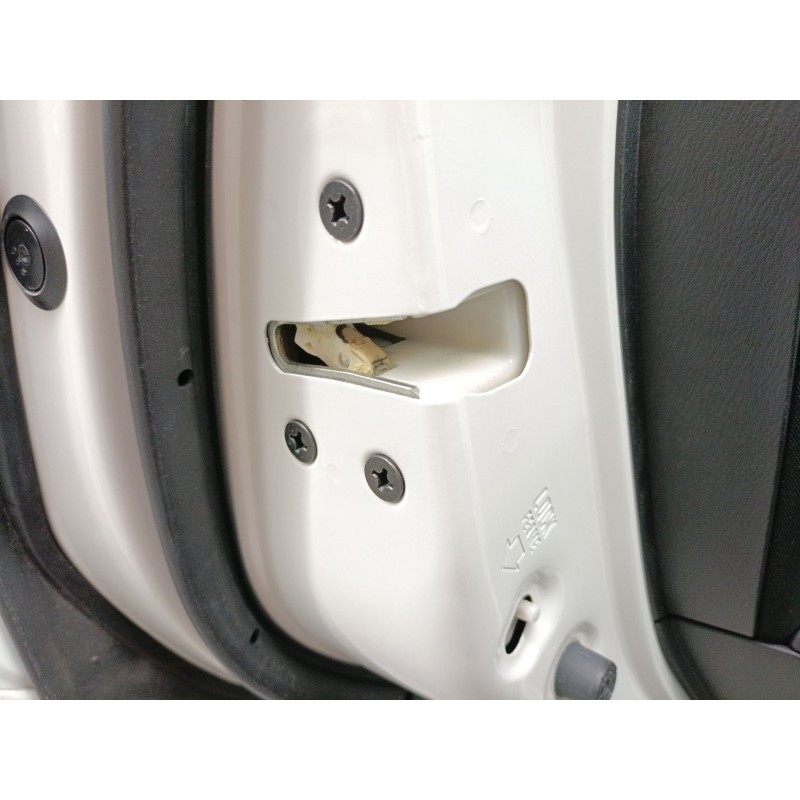 Recambio de cerradura puerta trasera izquierda para mazda cx-5 (kf) 2.2 d referencia OEM IAM   