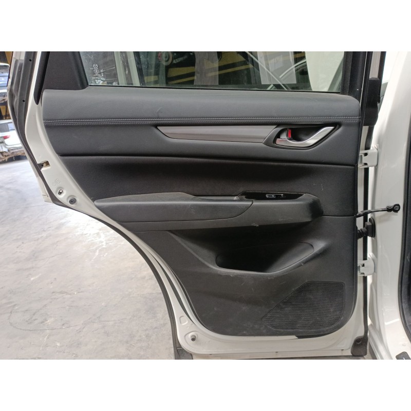 Recambio de guarnecido puerta trasera izquierda para mazda cx-5 (kf) 2.2 d referencia OEM IAM   