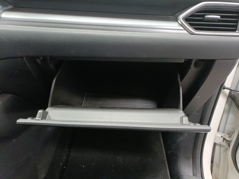 Recambio de guantera para mazda cx-5 (kf) 2.2 d referencia OEM IAM   