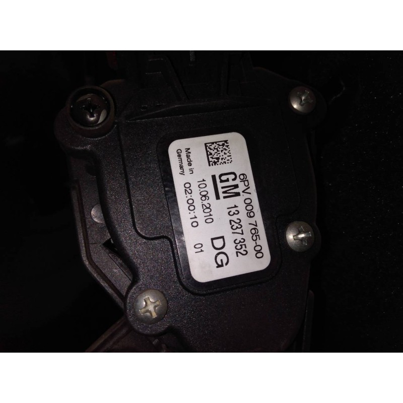 Recambio de pedal acelerador para opel insignia berlina cosmo referencia OEM IAM 13237352 6PV00976500 