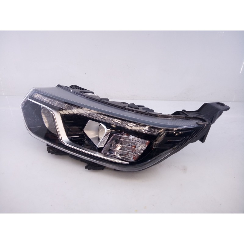 Recambio de faro izquierdo para ssangyong tivoli 1500 tgdi 135 cv / 99 kw referencia OEM IAM   