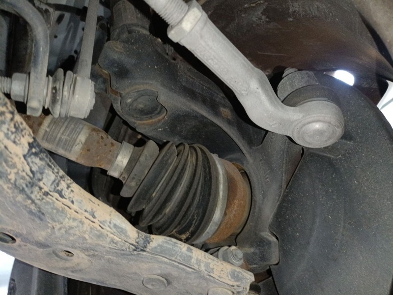 Recambio de mangueta delantera derecha para ford kuga ii (dm2) 1.5 tdci referencia OEM IAM   