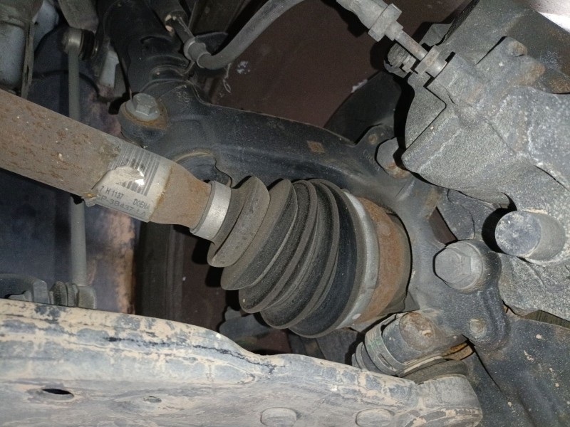 Recambio de mangueta delantera izquierda para ford kuga ii (dm2) 1.5 tdci referencia OEM IAM   