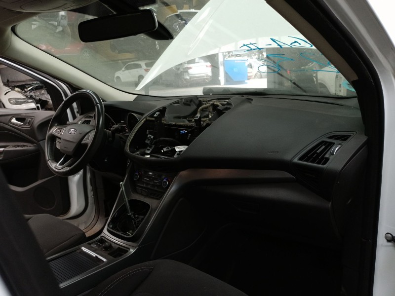 ford kuga ii (dm2) del año 2017