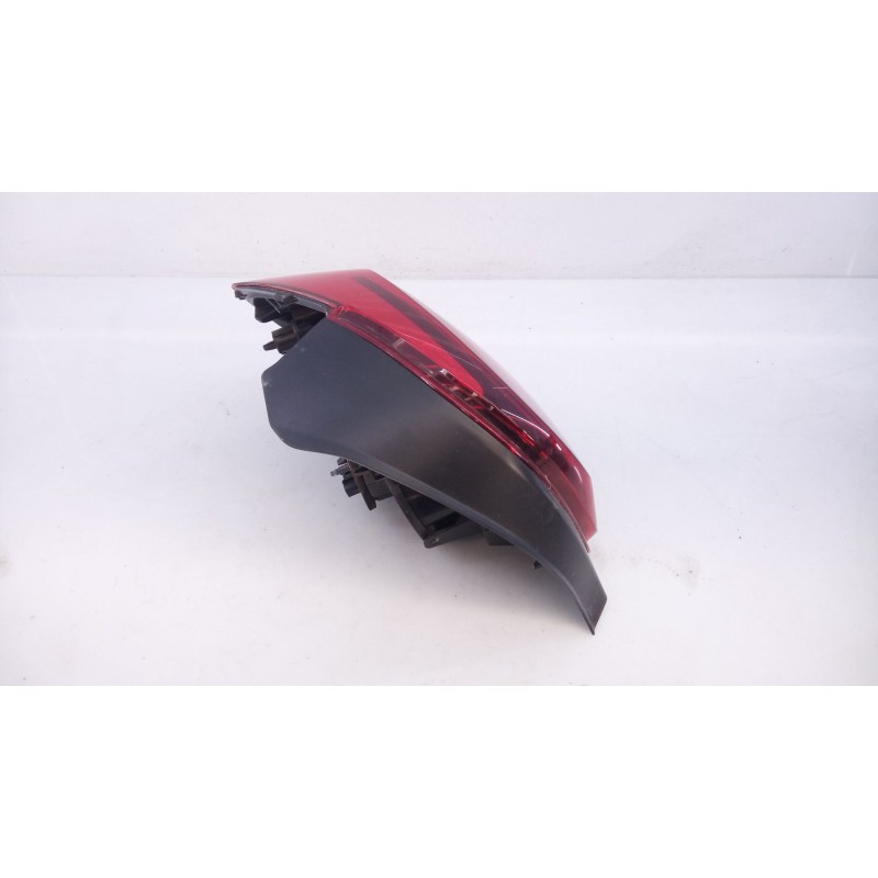 Recambio de piloto trasero derecho para citroën c3 iii (sx) 1.2 puretech 82 referencia OEM IAM 9812257480  