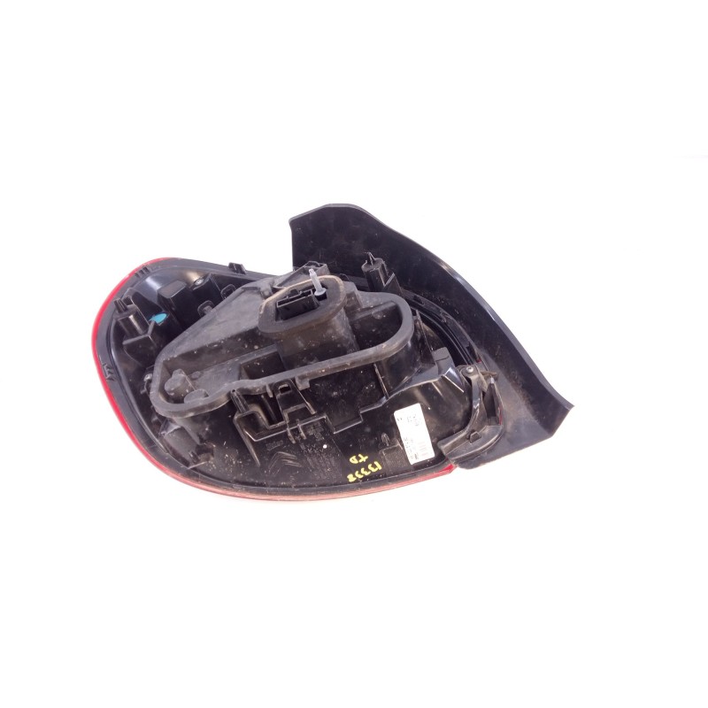 Recambio de piloto trasero derecho para citroën c3 iii (sx) 1.2 puretech 82 referencia OEM IAM 9812257480  