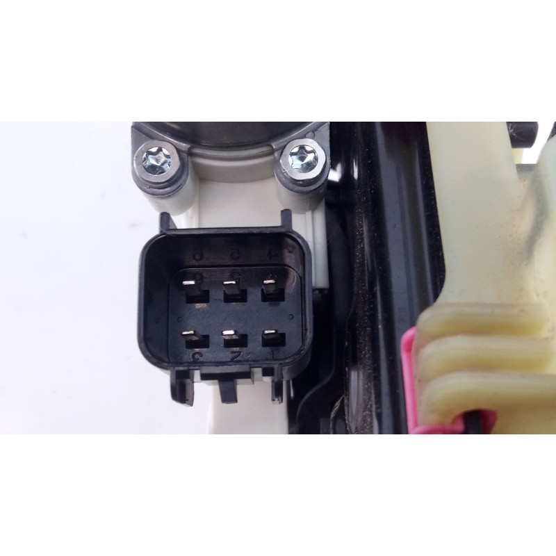 Recambio de elevalunas trasero izquierdo para land rover range rover evoque (l551) 2.0 d165 referencia OEM IAM C39792101  