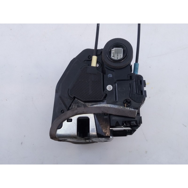 Recambio de cerradura puerta trasera izquierda para toyota rav 4 advance referencia OEM IAM A046693  