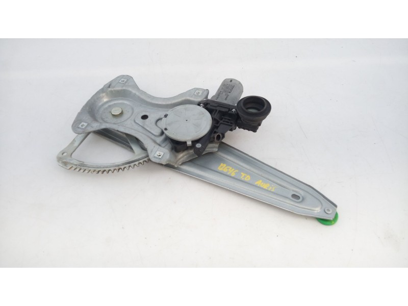 Recambio de elevalunas trasero derecho para toyota auris active referencia OEM IAM 973581100  