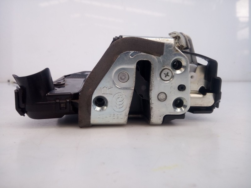 Recambio de cerradura puerta delantera derecha para toyota rav 4 advance referencia OEM IAM   