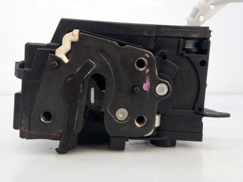 Recambio de cerradura puerta trasera derecha para peugeot 308 active referencia OEM IAM   