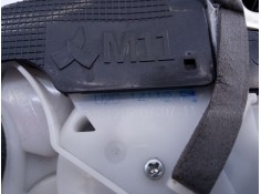 Recambio de cerradura puerta trasera derecha para toyota yaris (_p13_) 1.5 hybrid (nhp130_) referencia OEM IAM U2014110F1   2