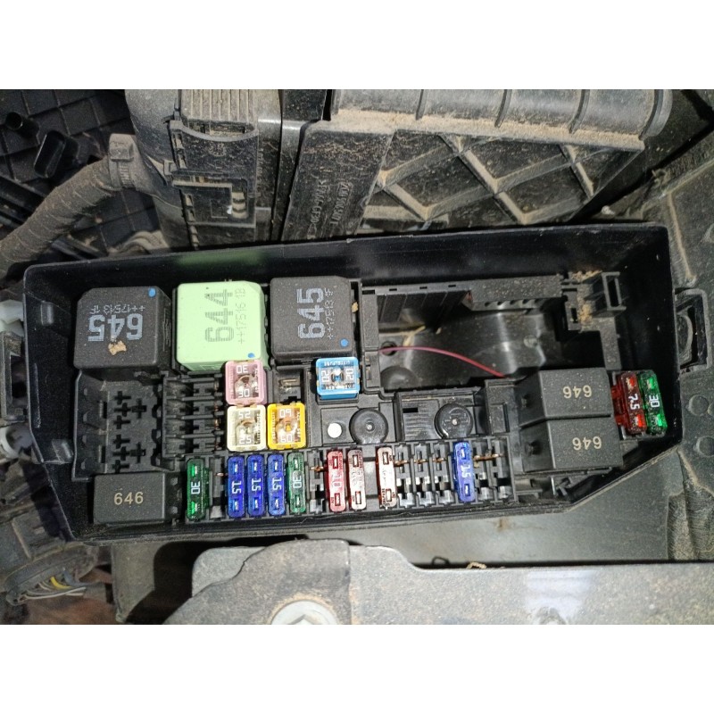 Recambio de caja reles / fusibles para seat ibiza v (kj1, kjg) 1.0 referencia OEM IAM   