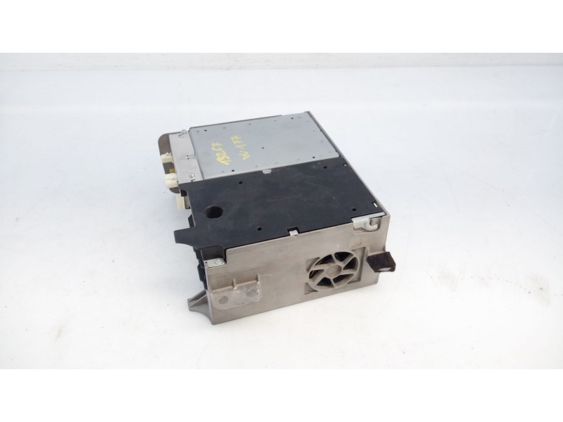 Recambio de modulo electronico para mercedes-benz clase a sedán (v177) a 250 e (177.186) referencia OEM IAM A1679003818  