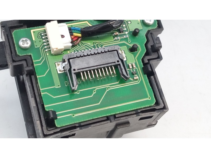 Recambio de mando limpia para land rover range rover velar referencia OEM IAM J8A23F973AA  