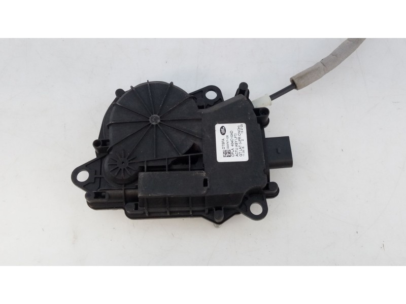 Recambio de motor cierre centralizado porton para land rover range rover velar referencia OEM IAM C03747106  