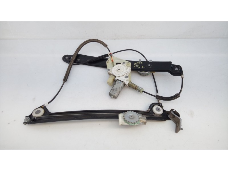 Recambio de elevalunas delantero derecho para bmw serie 1 berlina (e81/e87) 118d referencia OEM IAM   