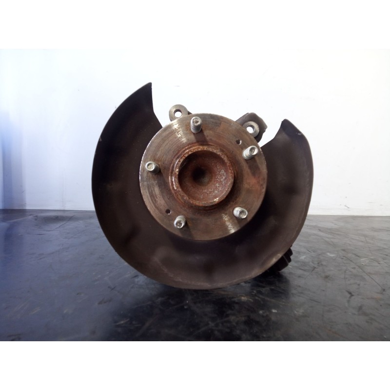 Recambio de mangueta trasera izquierda para hyundai i30 (gd) trend referencia OEM IAM JDRR14LHA6400  P1-A4-13