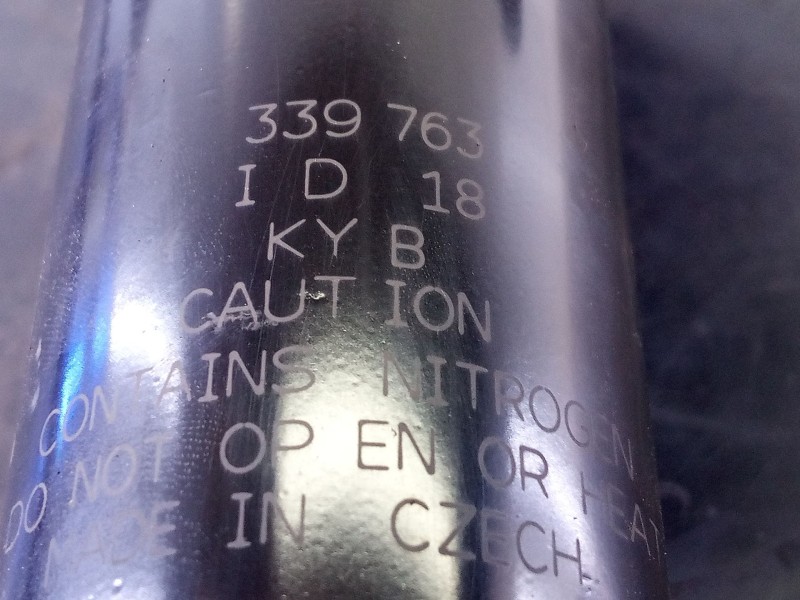 Recambio de amortiguador delantero derecho para skoda rapid active referencia OEM IAM 339763  P1-B4-14