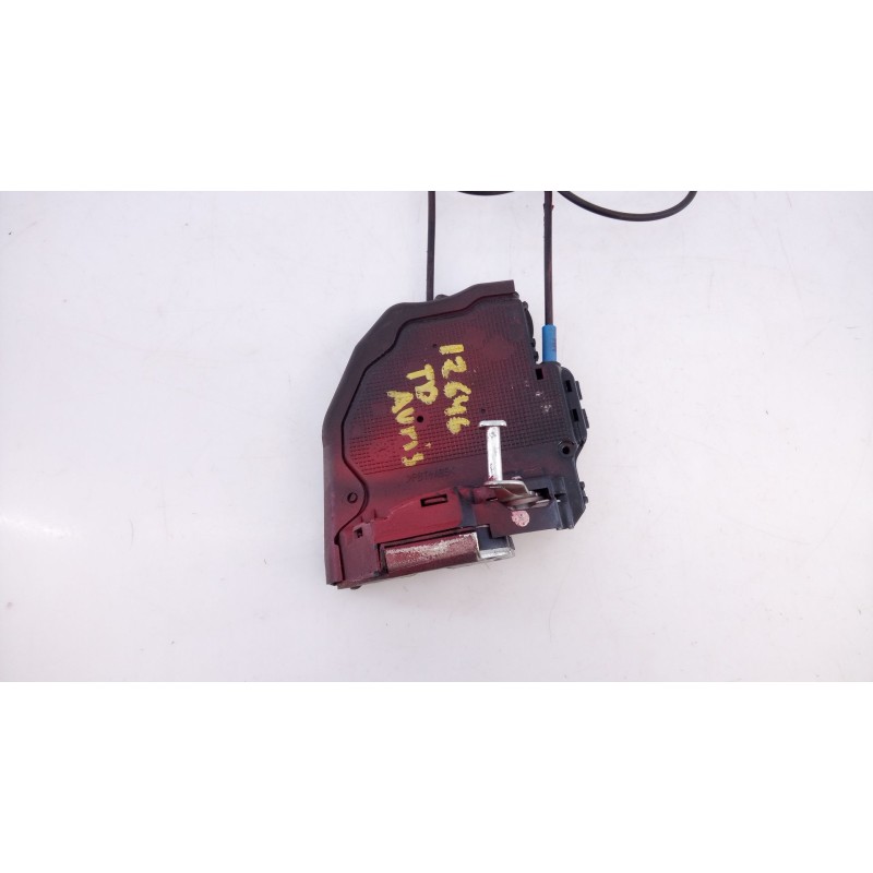 Recambio de cerradura puerta trasera derecha para toyota auris active referencia OEM IAM   