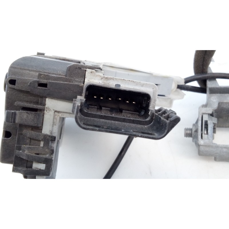 Recambio de cerradura puerta trasera izquierda para peugeot 5008 referencia OEM IAM 2030A1601J6  