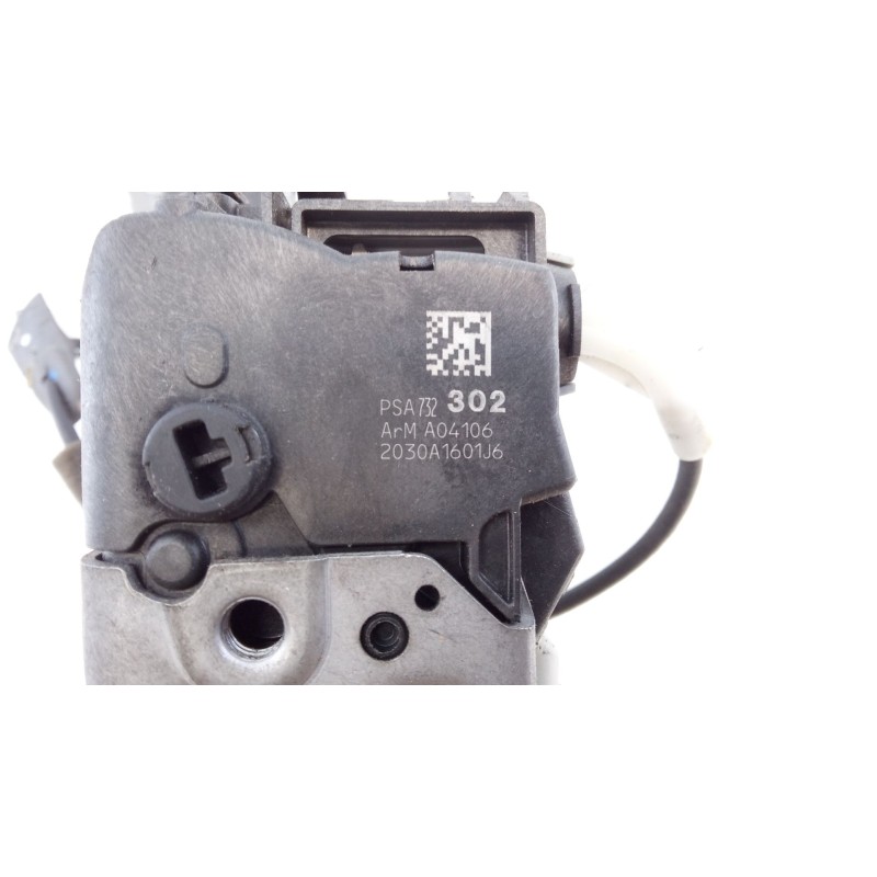 Recambio de cerradura puerta trasera izquierda para peugeot 5008 referencia OEM IAM 2030A1601J6  