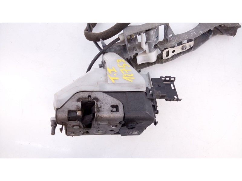 Recambio de cerradura puerta trasera izquierda para peugeot 5008 referencia OEM IAM 2030A1601J6  